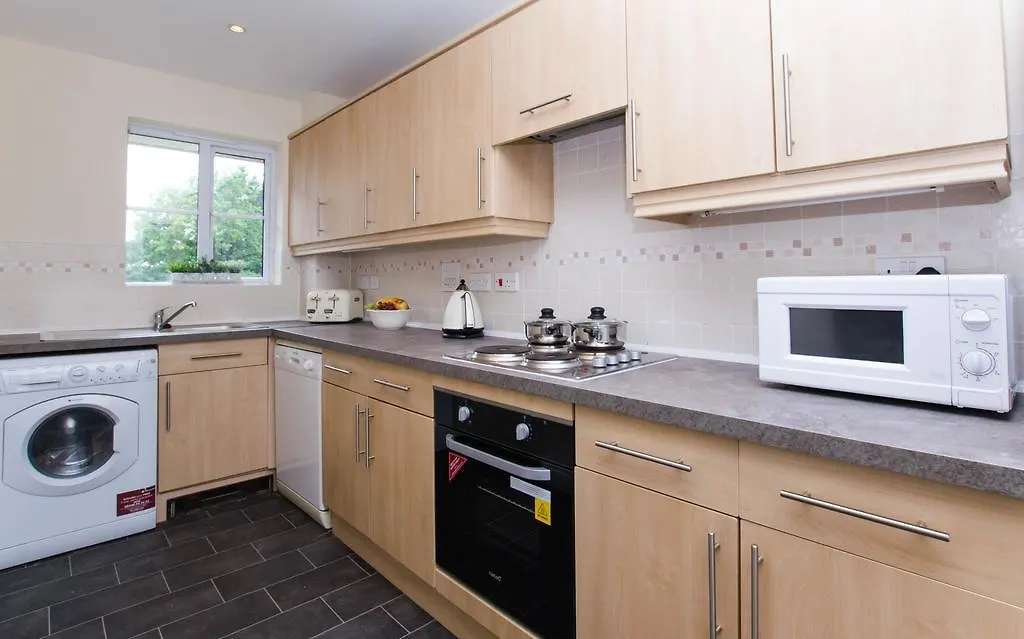 Copthorne Court Serviced Apartments Crawley